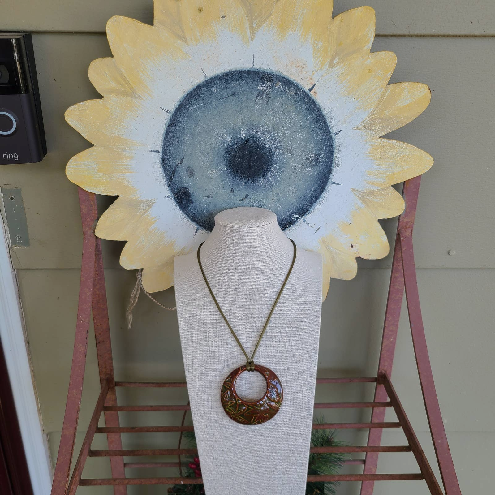 Ceramic Pendant Necklace With Silk Adjustable Rope Handmade Green Leaf Round 2 25$